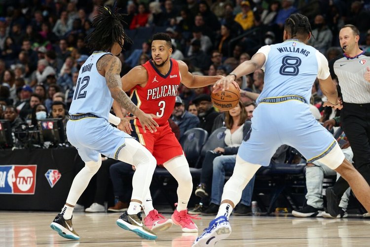 与前场反击 与前场反击